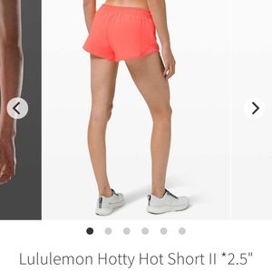 Lululemon Hotty Hot Short, 2.5", sz 8